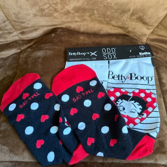 ODD SOX Betty Boop Crew socks - Picture 3 of 6